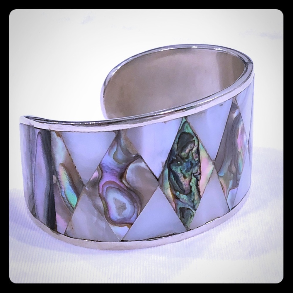 Pearly and shell inlay silver cuff bracelet